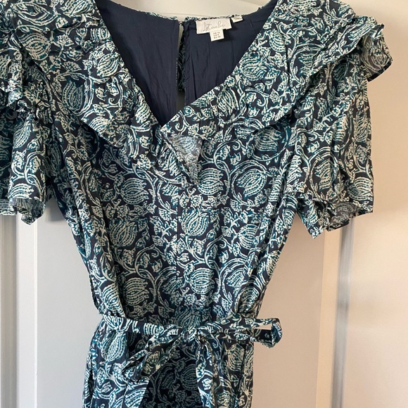 Anthropologie blue and white romper with fun sleeves - Picture 1 of 4